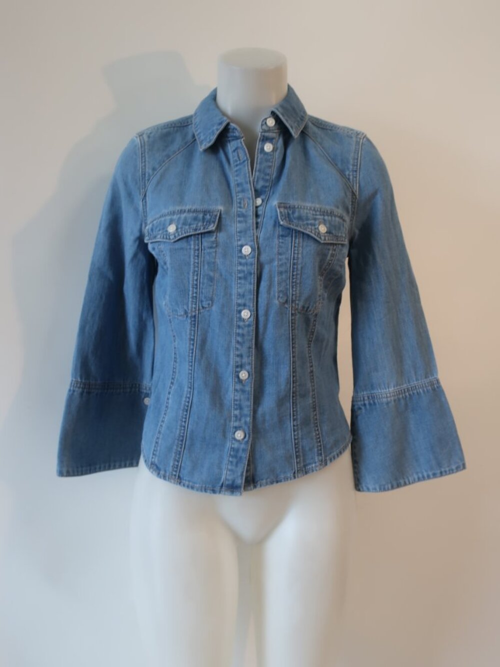 Womens Veronica Beard Jeans "Tivi" Blue Denim Button Down Top XS - Picture 3 of 8